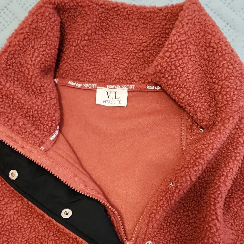 Warm Rust Fleece Pullover - Picture 8 of 9